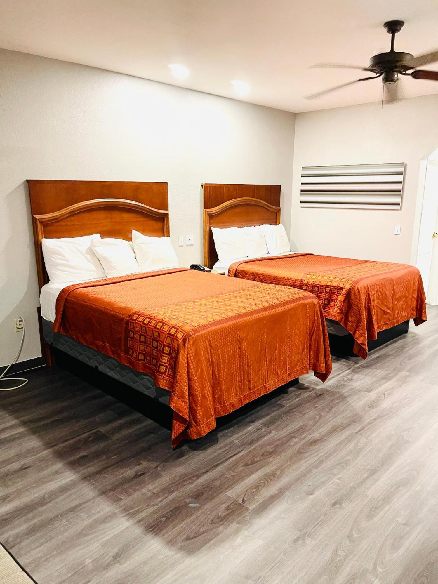Americas Best Value Inn Лапорт Экстерьер фото