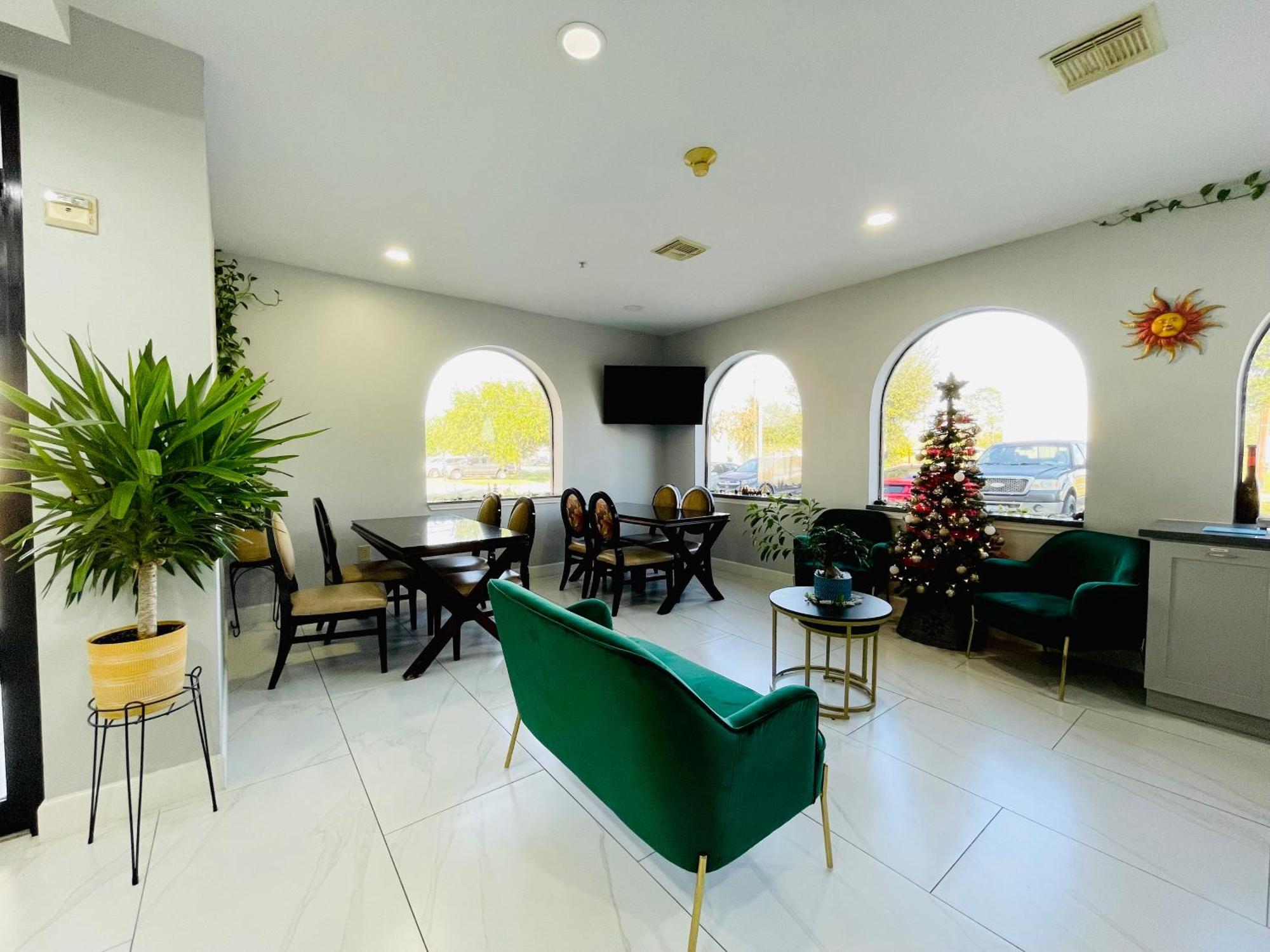 Americas Best Value Inn Лапорт Экстерьер фото